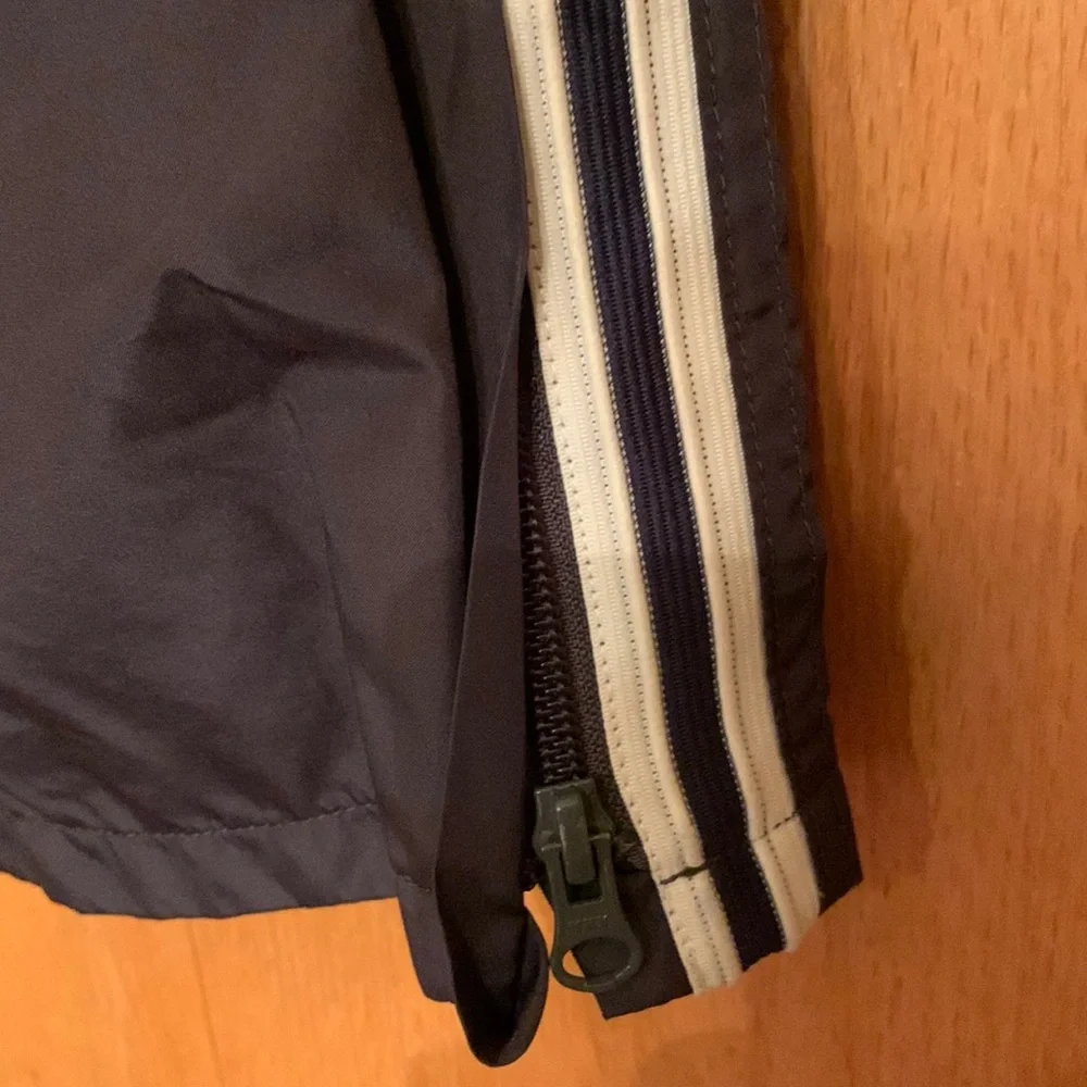 Oshkosh B’Gosh pull on warm up pants boy’s 5 side stripe gray lined zip ankle